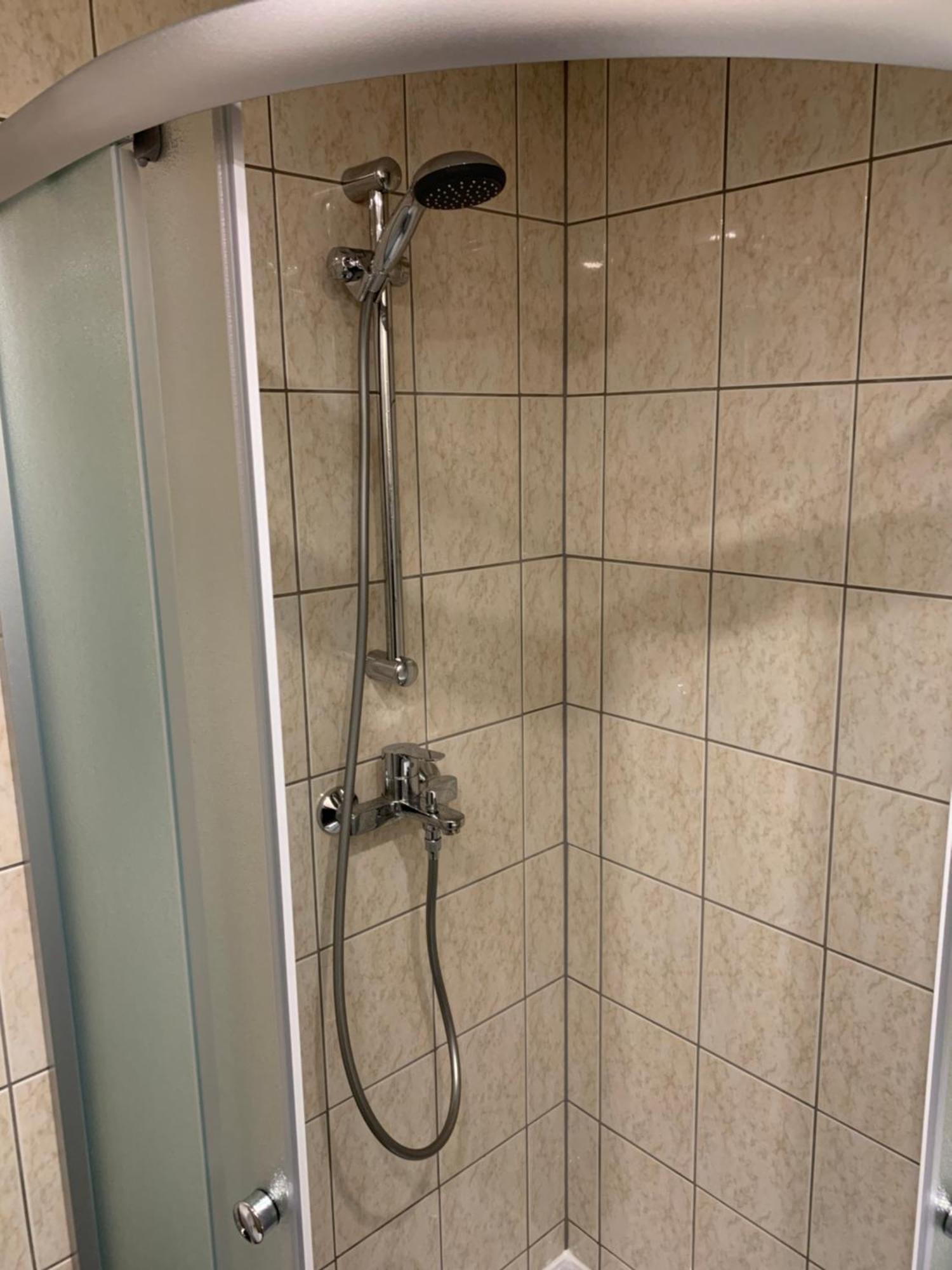 Dikol Two-Room Apartment-Self Check-In & Free Parking Near City Center Tallinn Exteriör bild